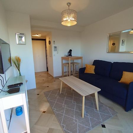 Residence De Luxe Sun Paradis, Studio Terrasse, Vue Mer Piscine คานส์ ภายนอก รูปภาพ